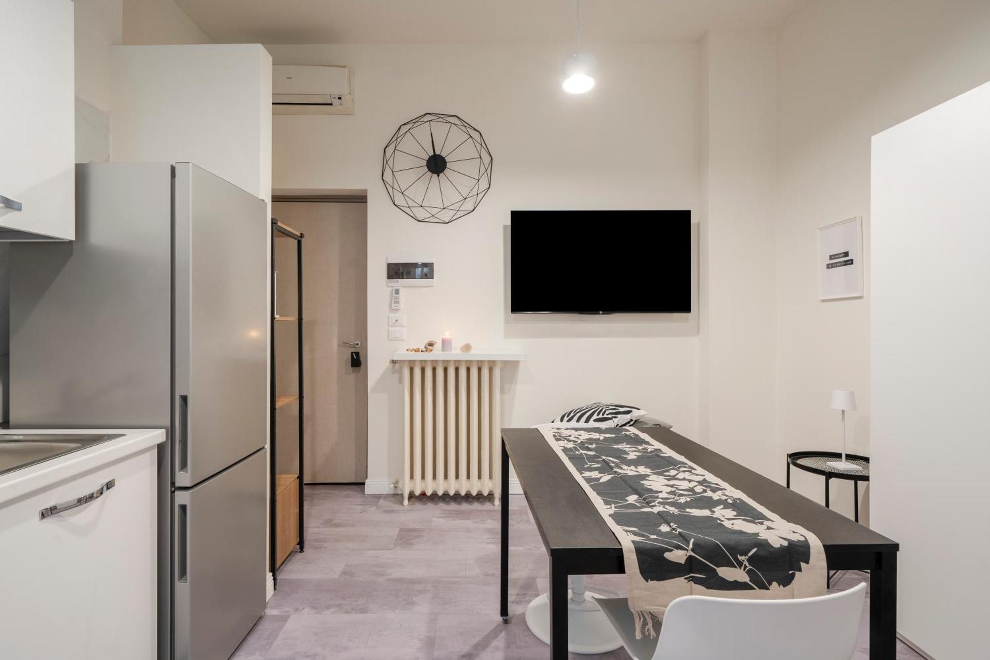 Loreto Prestige - Parking Free & Bulb Gym Milan Bagian luar foto