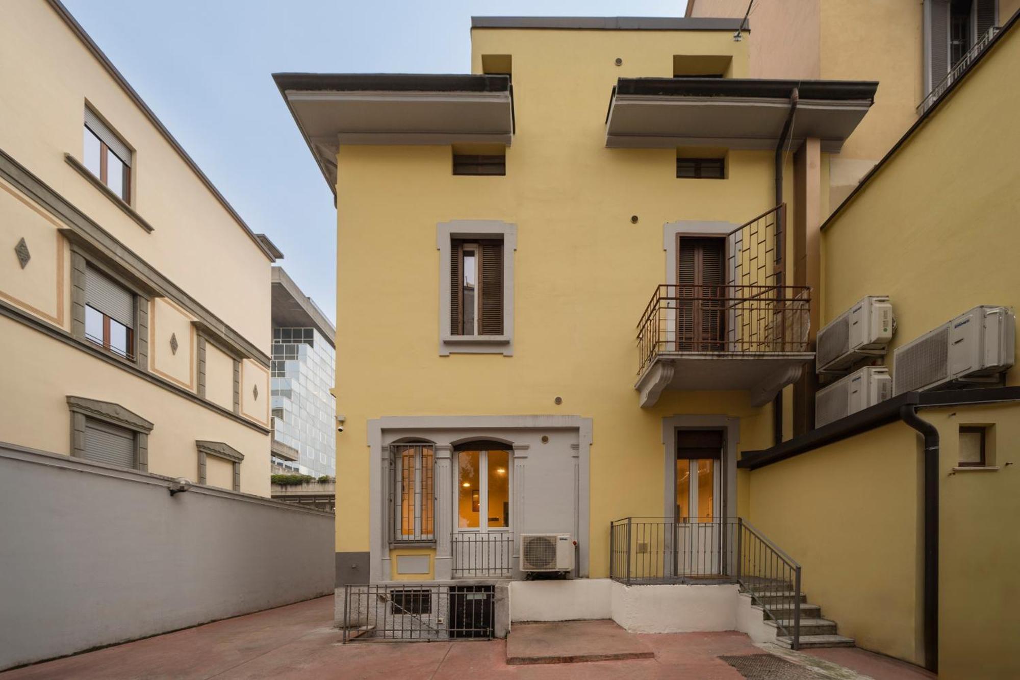 Loreto Prestige - Parking Free & Bulb Gym Milan Bagian luar foto